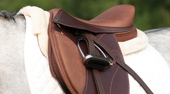 Choosing the Best English Saddle