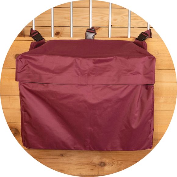 A Stall Front Bag to Hold Everything