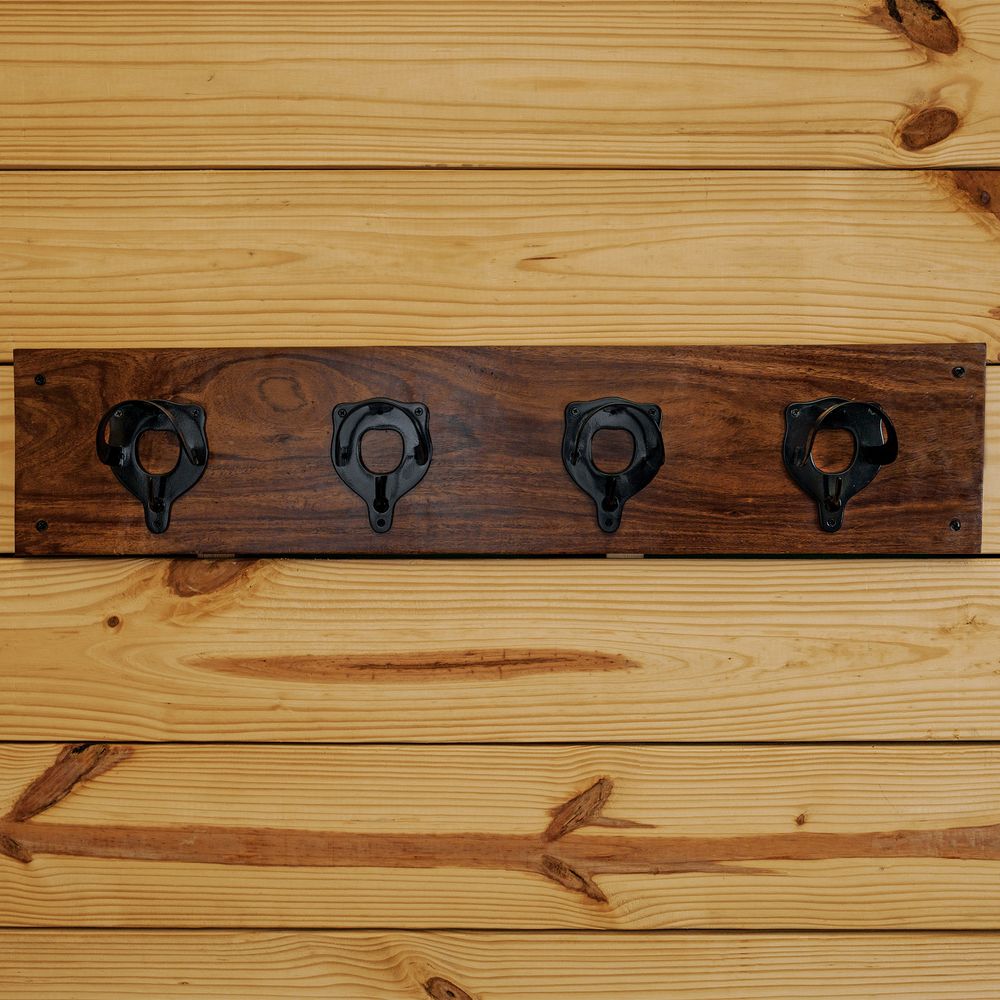 Berlin Brass and Wood 4-Hook Bridle Rack - Black
