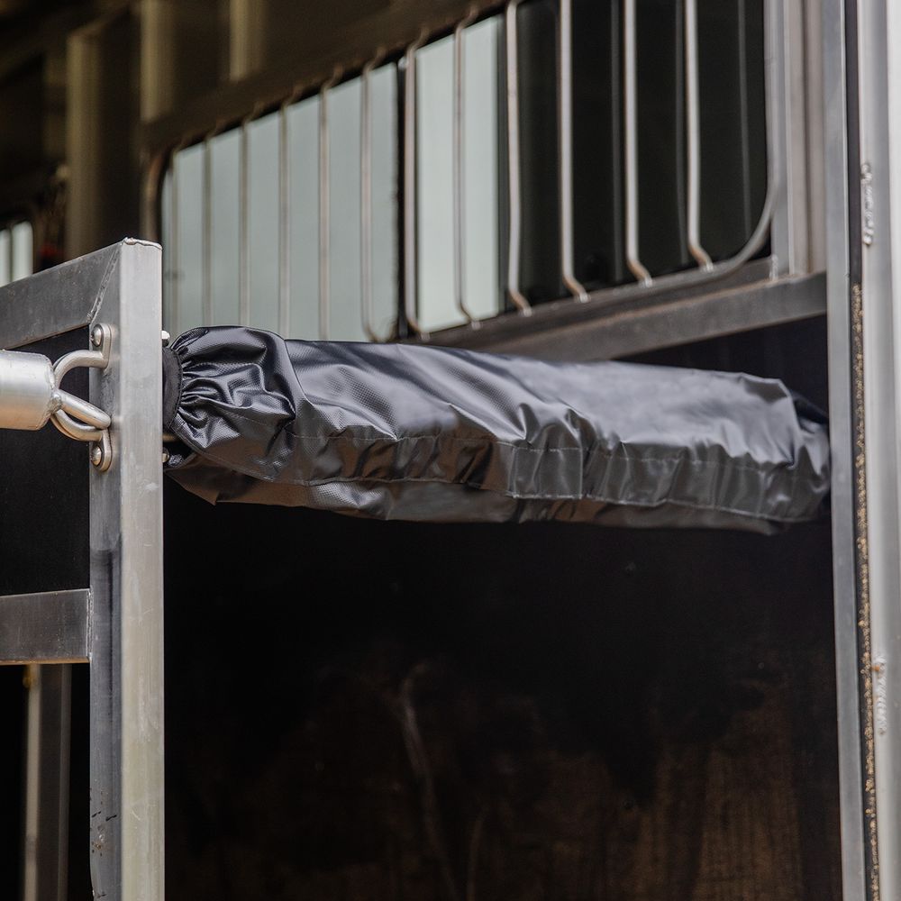 Schneiders® Waterproof Horse Trailer Chest or Butt Bar Cover